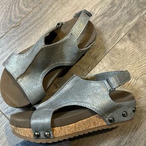 Corkys Volta/ Little Girls / size 11